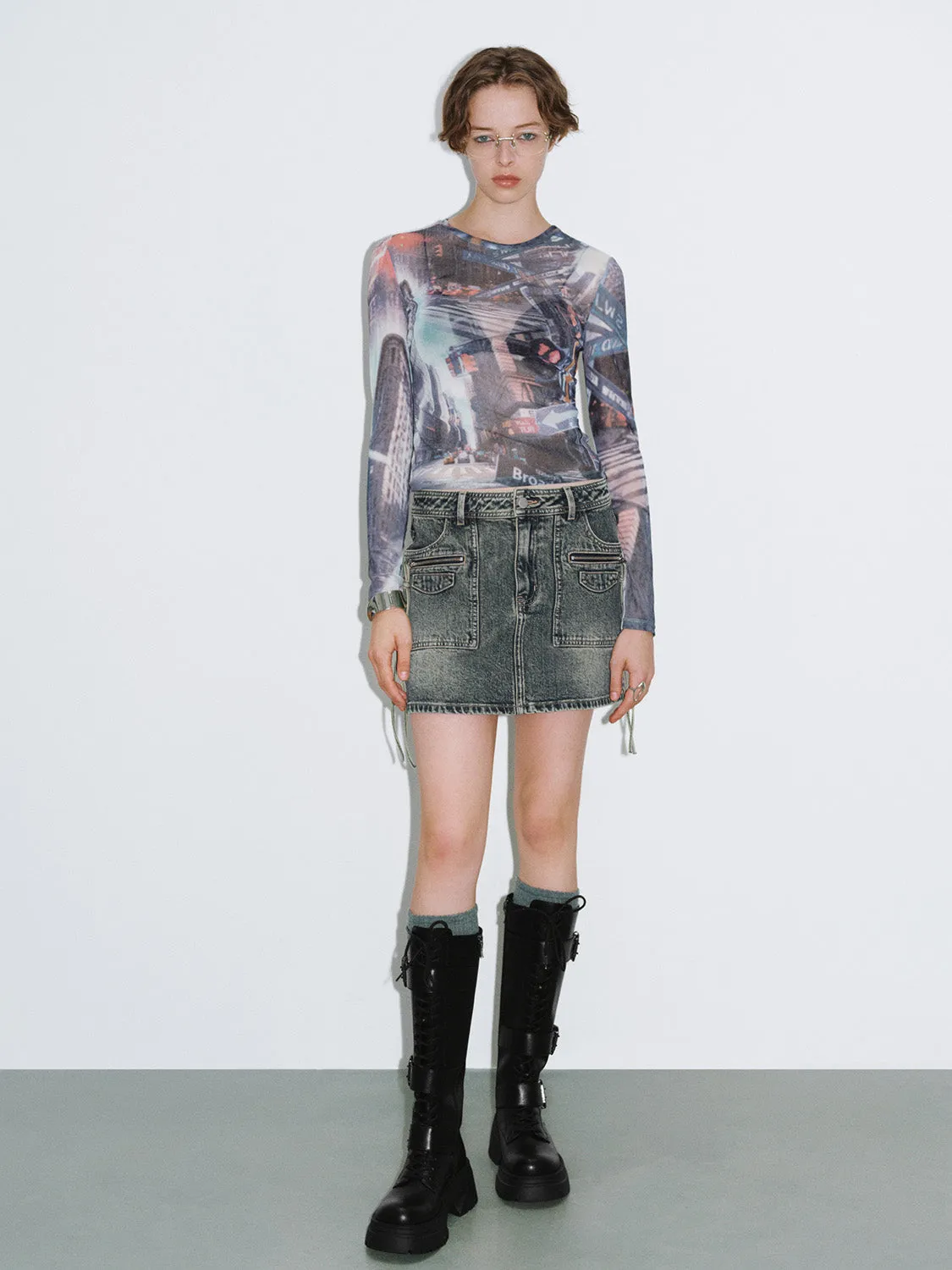 Printed Crew Neck Skinny T-Shirt sold by Urban Revivo product image thumbnail 5