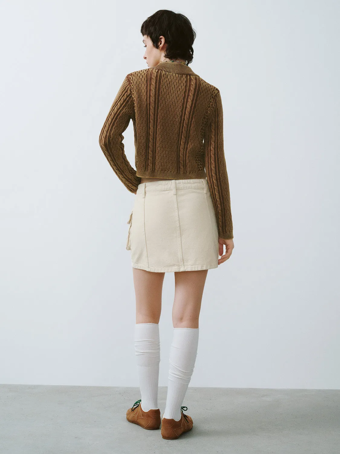 Zipper Front Cropped Knitted Cardigan sold by Urban Revivo product image thumbnail 4