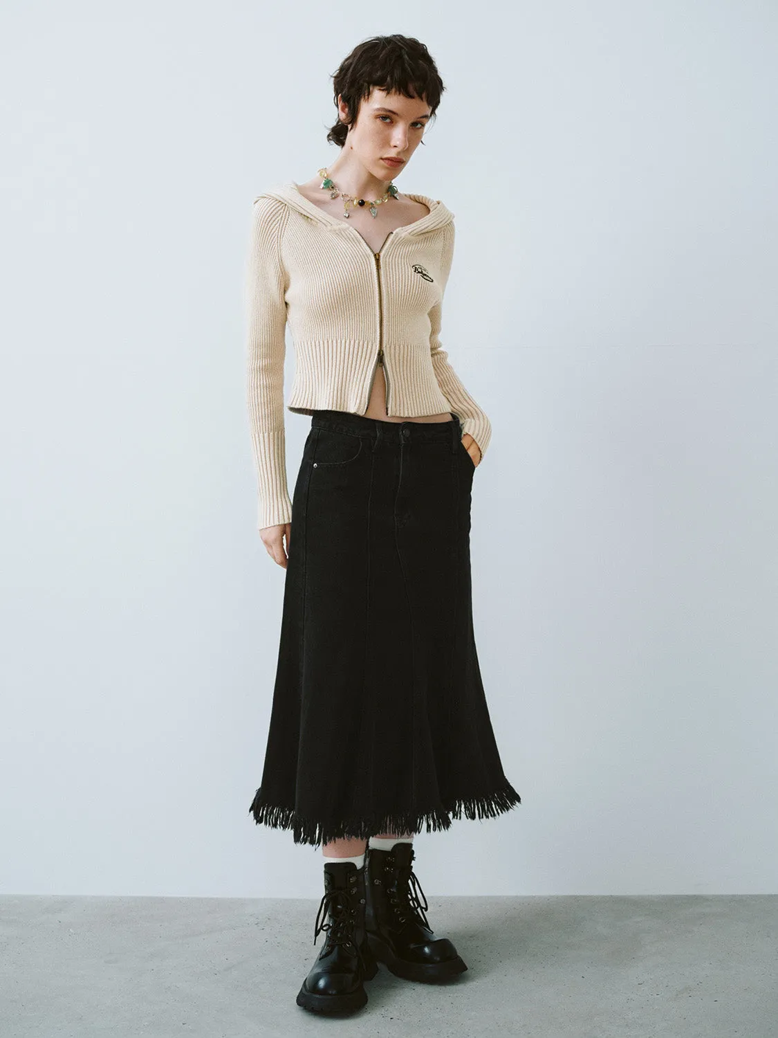 Zipper Front Off-Shoulder Skiny Knitted Cardigan sold by Urban Revivo product image thumbnail 5