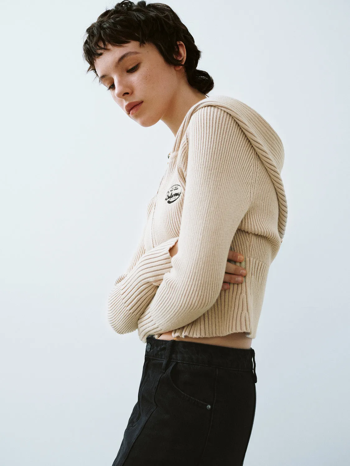 Zipper Front Off-Shoulder Skiny Knitted Cardigan sold by Urban Revivo product image thumbnail 3