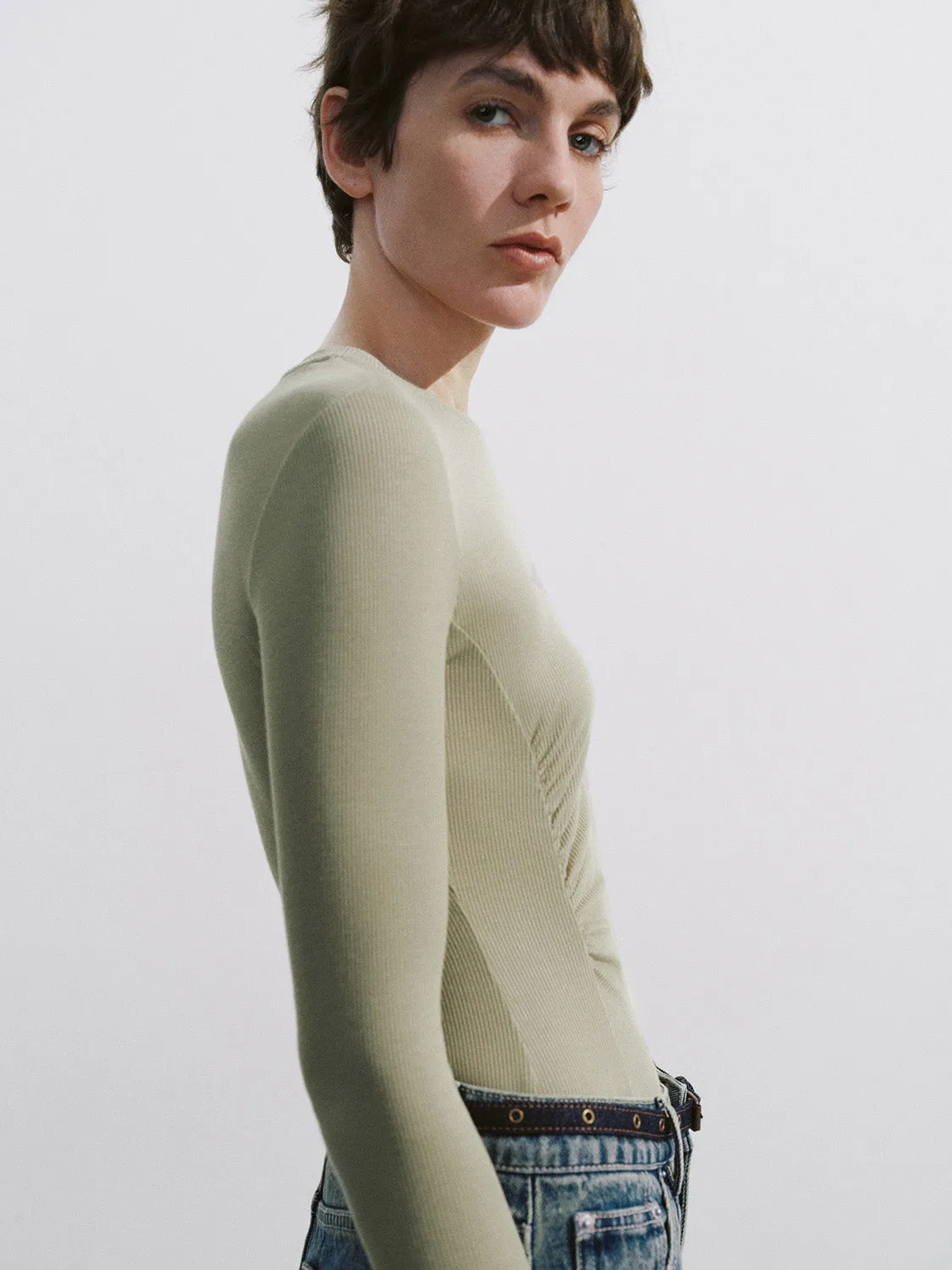 Ruched Crew Nek Skinny T-Shirt sold by Urban Revivo product image thumbnail 3