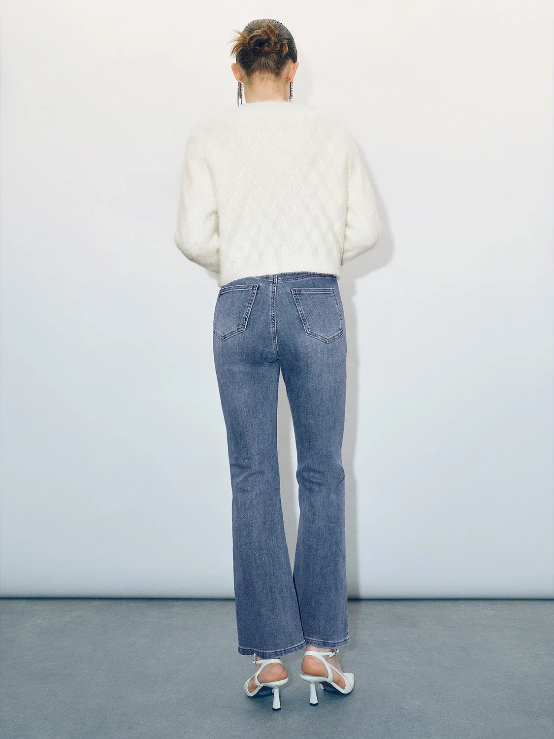 Crew Neck Straight Knitted Cardigan sold by Urban Revivo product image thumbnail 4