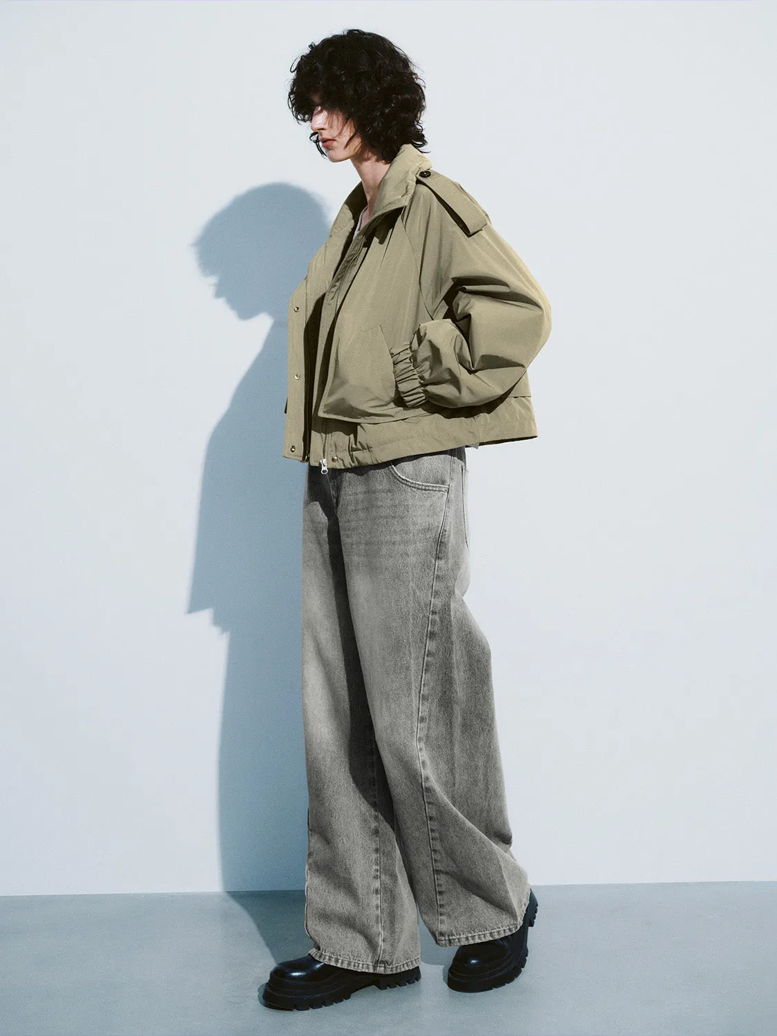 Loose Straigt Padded Coat sold by Urban Revivo product image thumbnail 5