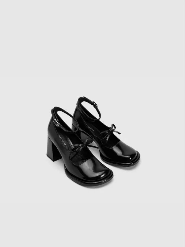 Round Toe Vegan Leather Heeled Pumps sold by Urban Revivo
