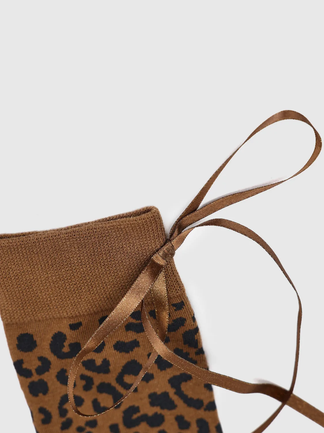 Leopard Printed Bow Décor Mid-Length Socks sold by Urban Revivo product image thumbnail 3