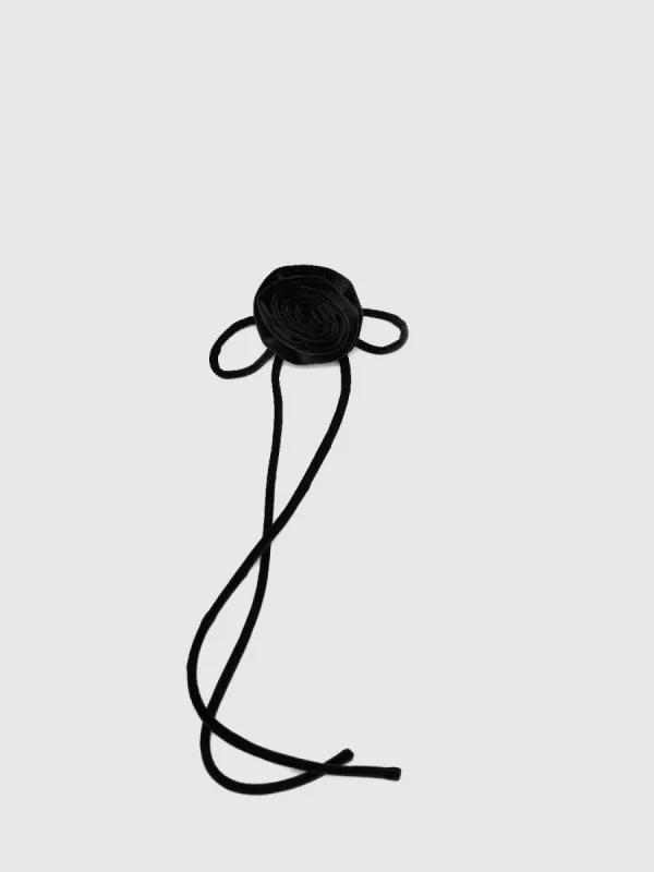 Flower Chocker sold by Urban Revivo