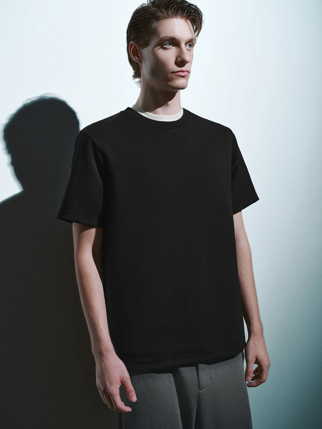 Crew Neck Straight T-Shirt sold by Urban Revivo product image thumbnail 3