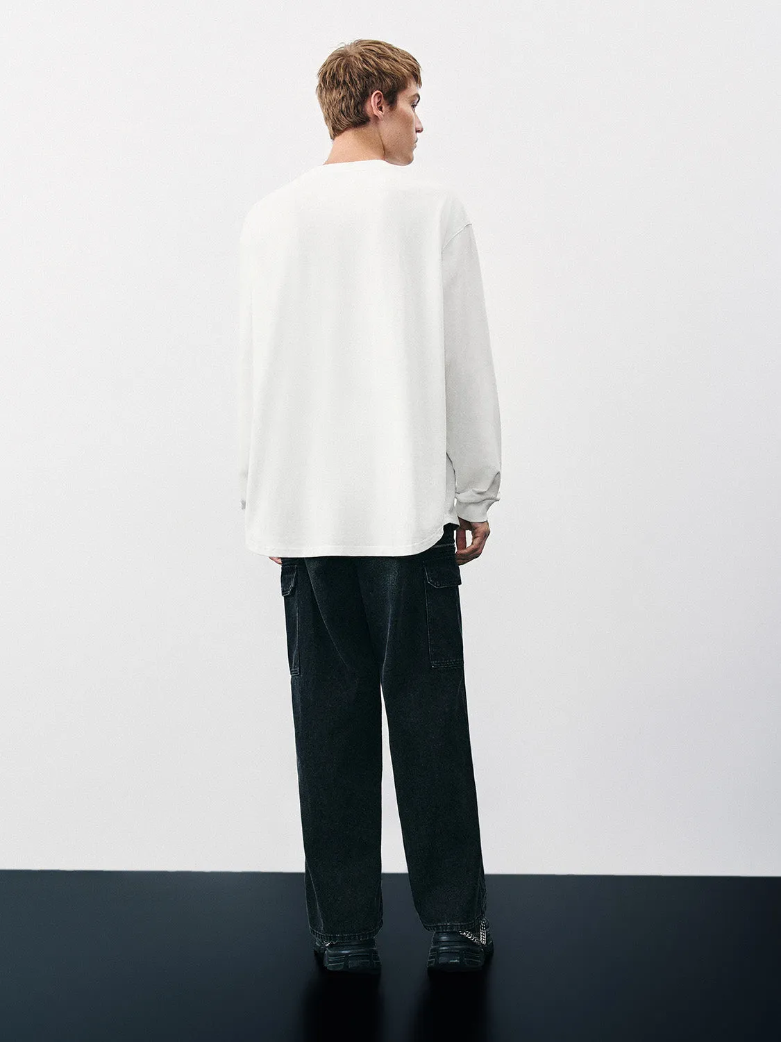 Printed Crew Neck Oversized T-Shirt sold by Urban Revivo product image thumbnail 4