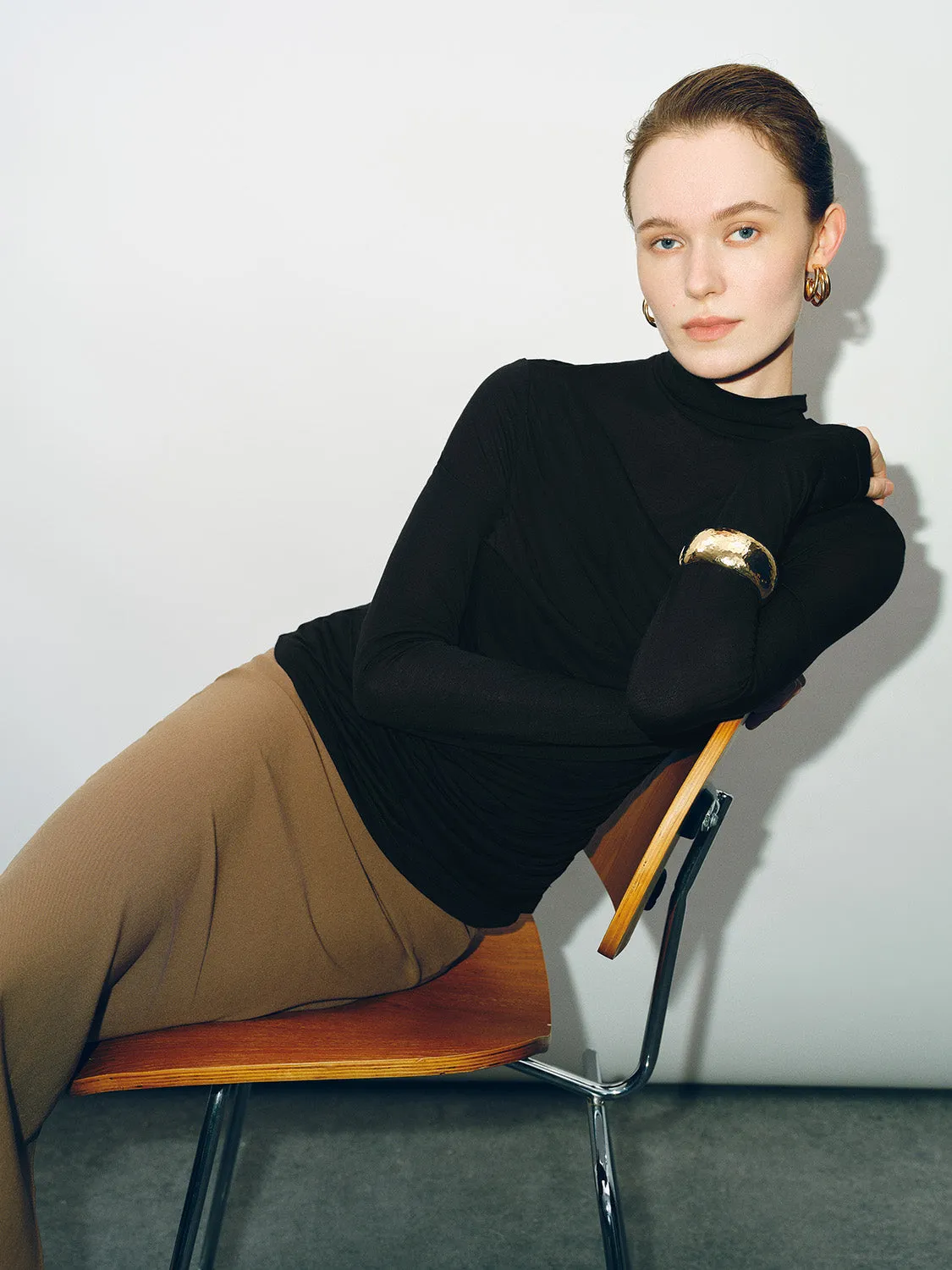 Turtle Neck Skinny T-Shirt sold by Urban Revivo product image thumbnail 3