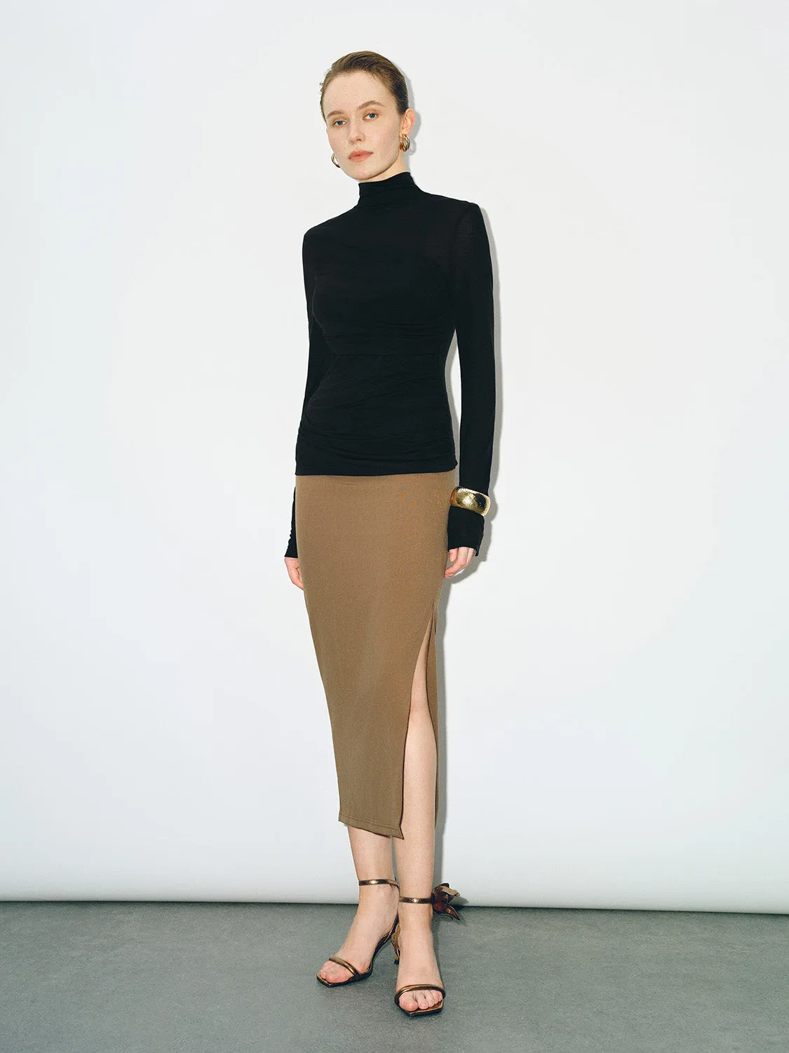 Turtle Neck Skinny T-Shirt sold by Urban Revivo product image thumbnail 5