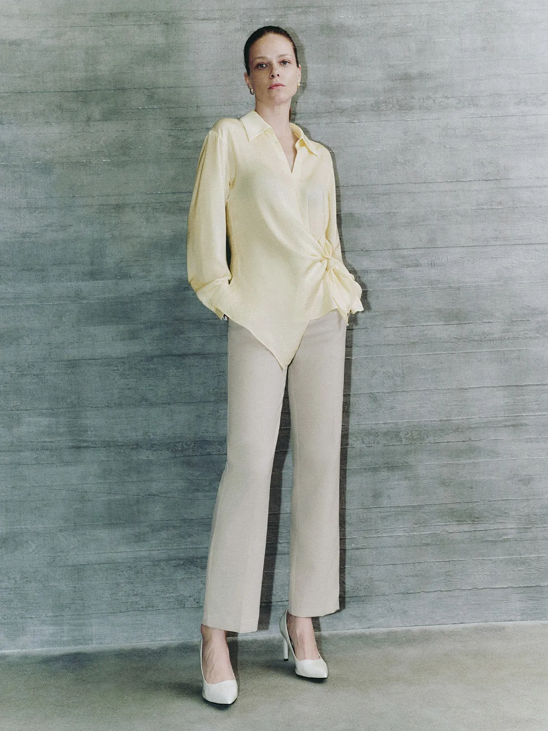 Collared Neck Straight Blouse sold by Urban Revivo product image thumbnail 5