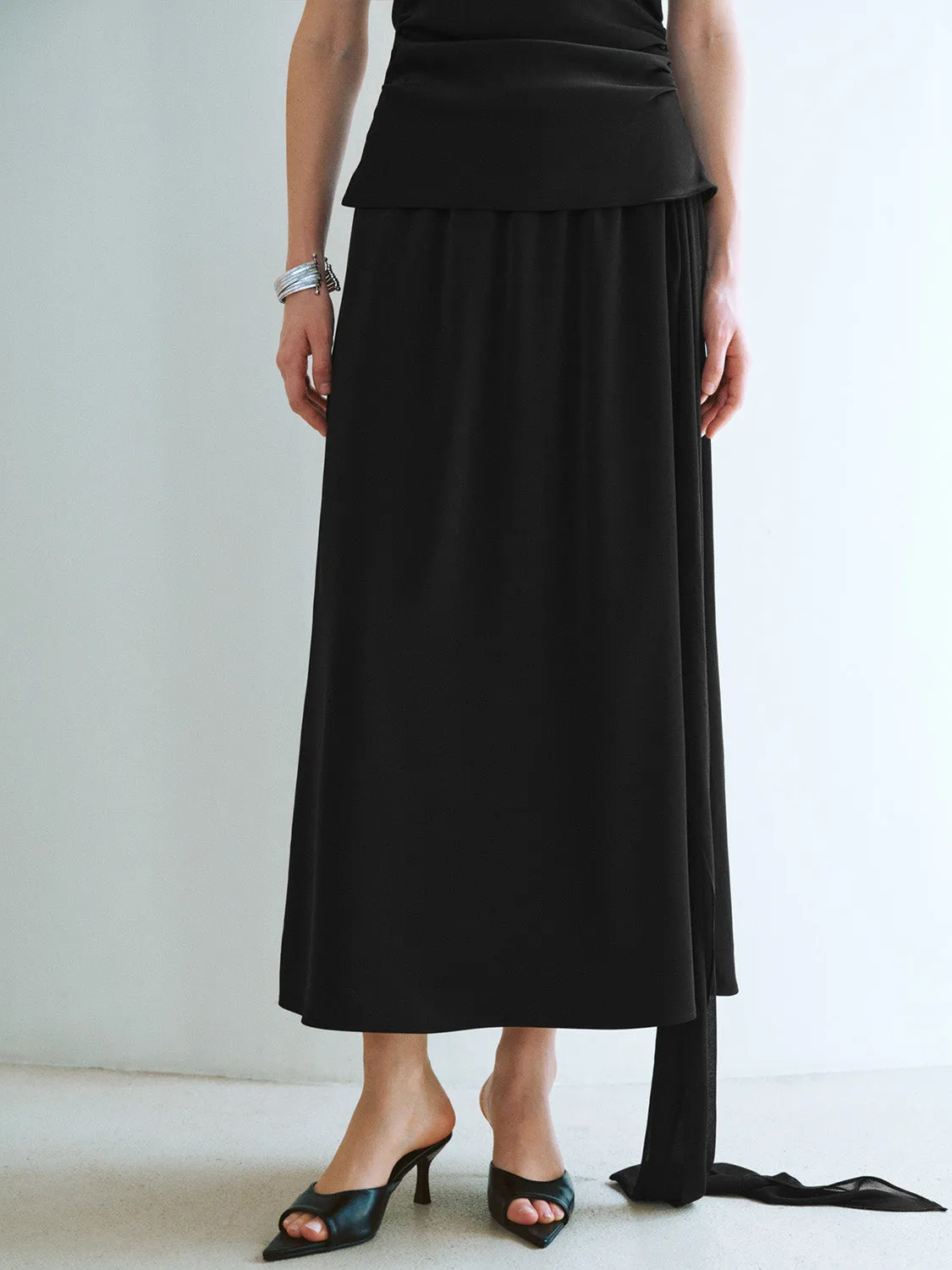 Loose Midi A-Line Skirt sold by Urban Revivo product image thumbnail 2