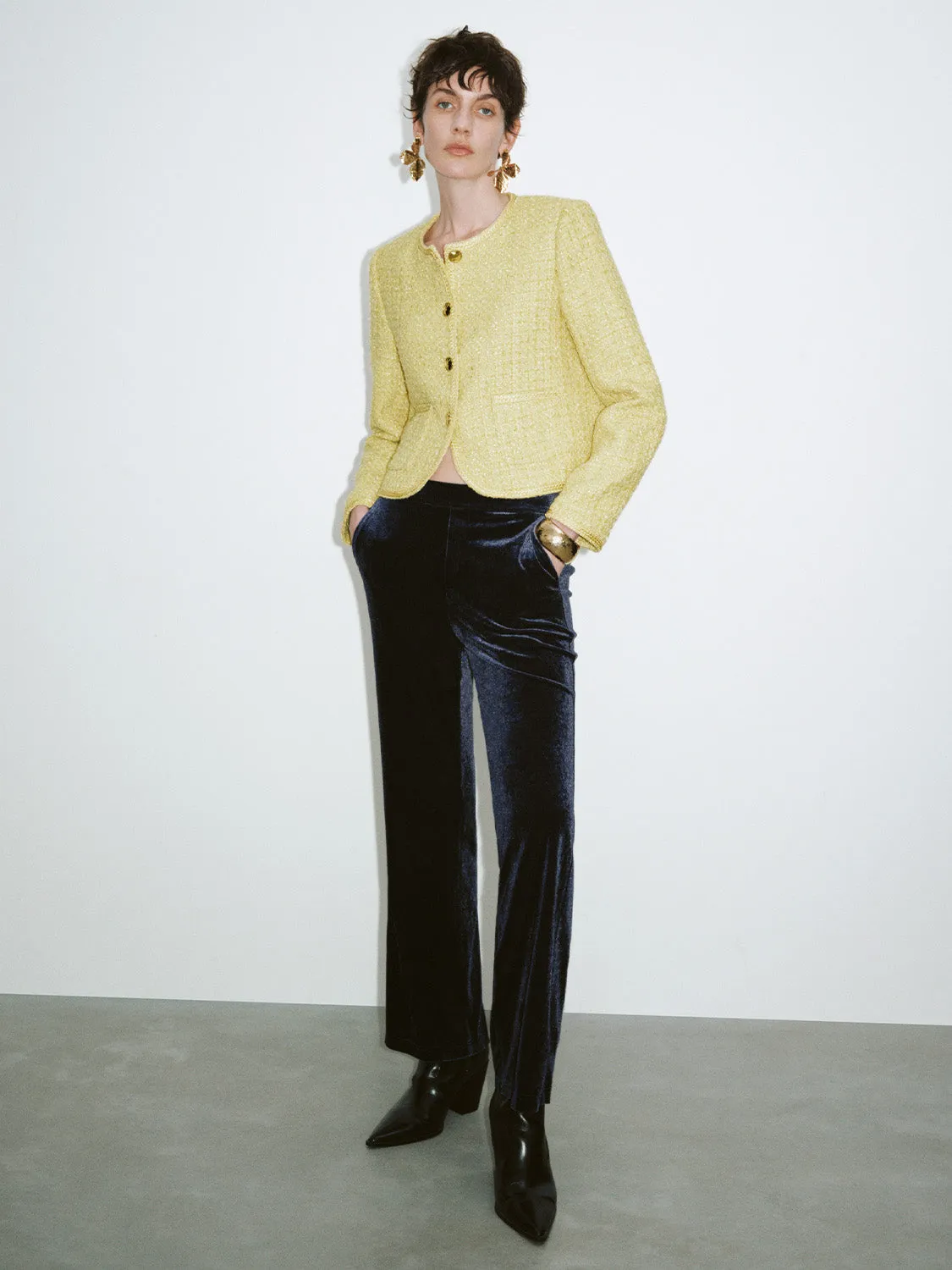 Crew Neck Straight Jacket sold by Urban Revivo product image thumbnail 5