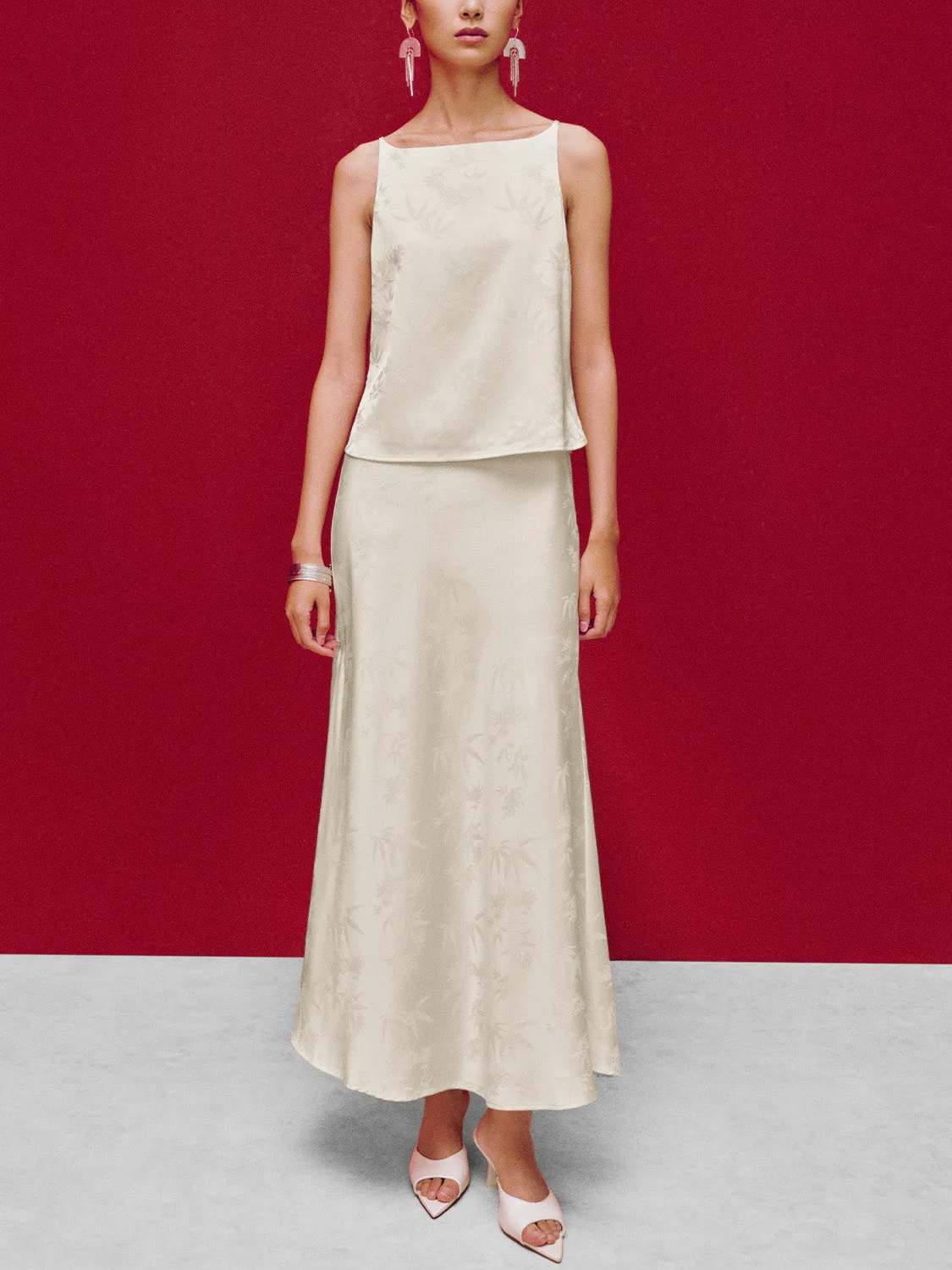 Embossed Sleeveless Straight Blouse sold by Urban Revivo product image thumbnail 5