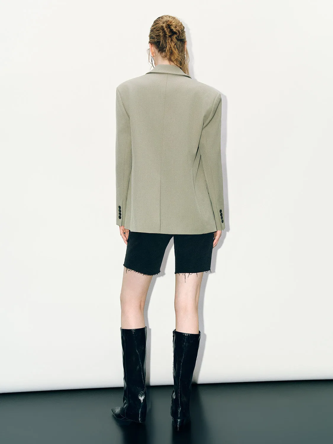Notch Lapel Loose Blazer sold by Urban Revivo product image thumbnail 4