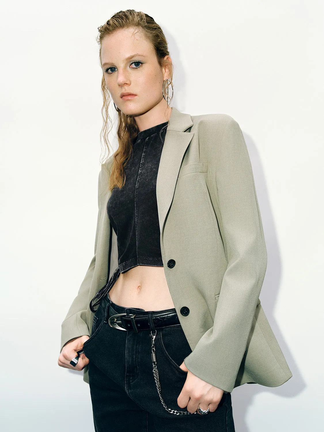 Notch Lapel Loose Blazer sold by Urban Revivo product image thumbnail 3