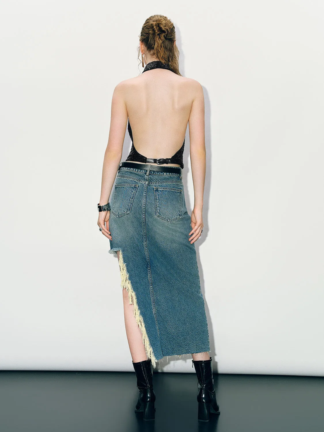 Sequins Halter Neck Cami Top sold by Urban Revivo product image thumbnail 4