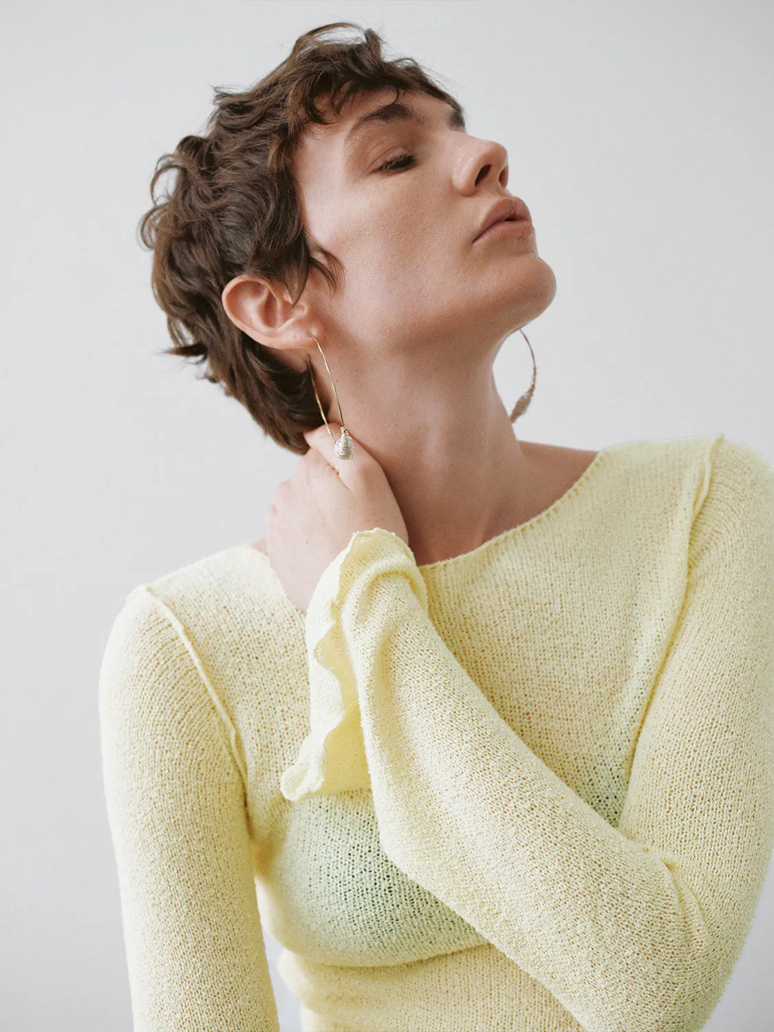 Wave Trim Crew Neck Skinny Knitted T-Shirt sold by Urban Revivo product image thumbnail 3