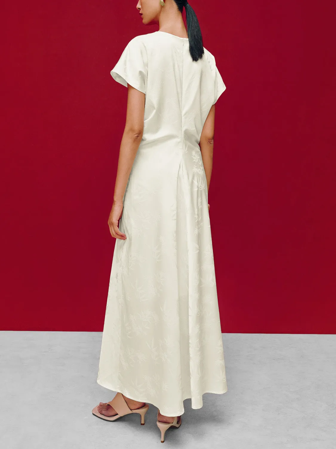 Crew Neck Loose Skater Dress sold by Urban Revivo product image thumbnail 4