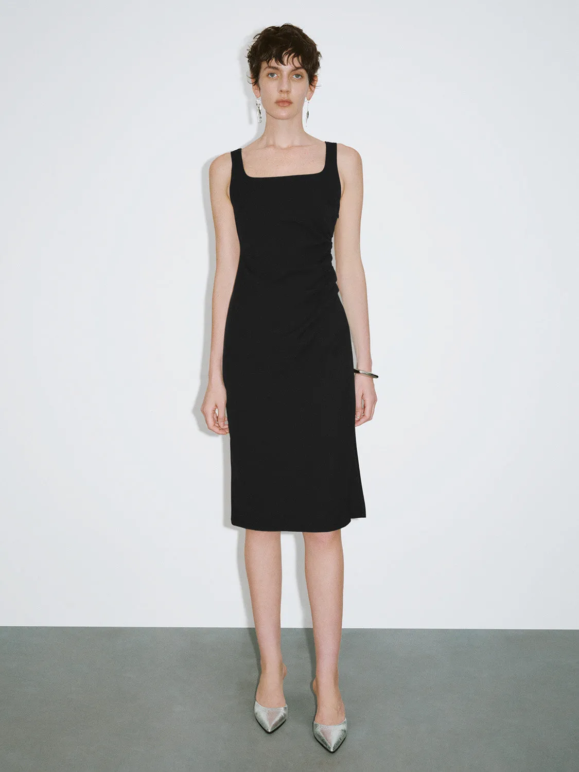 Sleeveless Square-cut Collar Skinny Dress sold by Urban Revivo