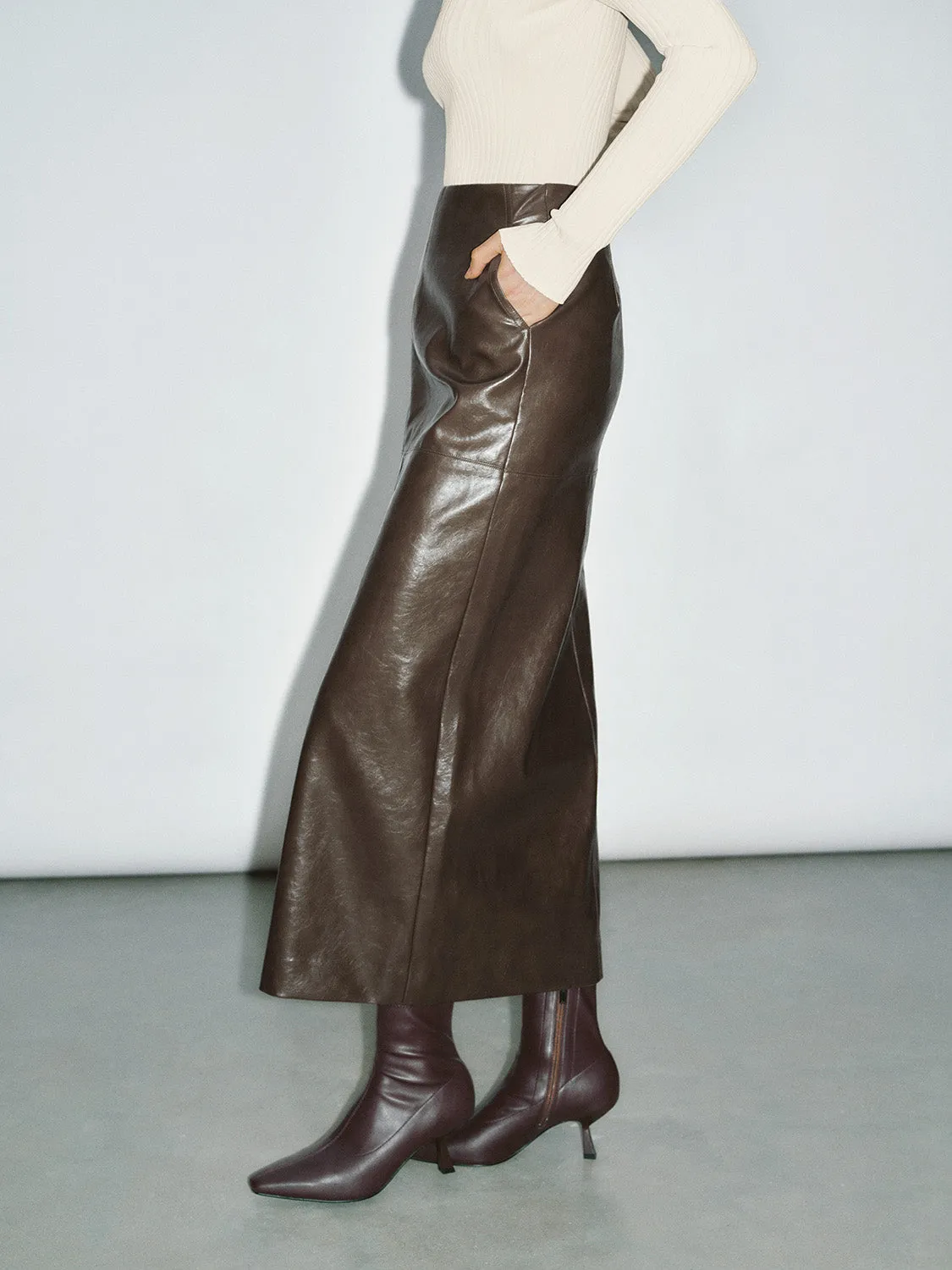 Vegan Leather Midi Straight Skirt sold by Urban Revivo product image thumbnail 3