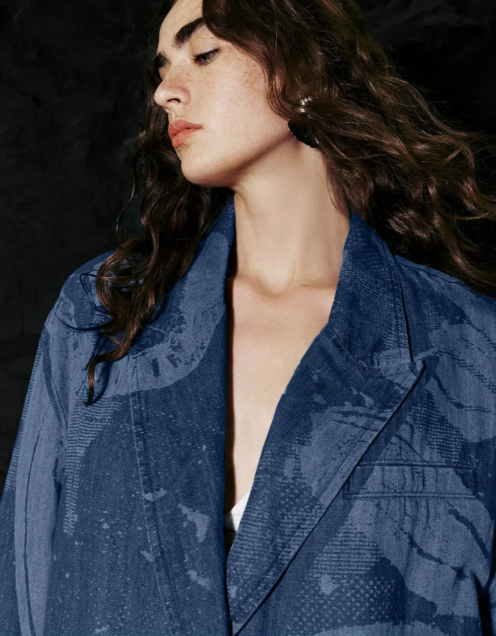 Peak Lapel Denim Blazer Jacket sold by Urban Revivo product image thumbnail 4