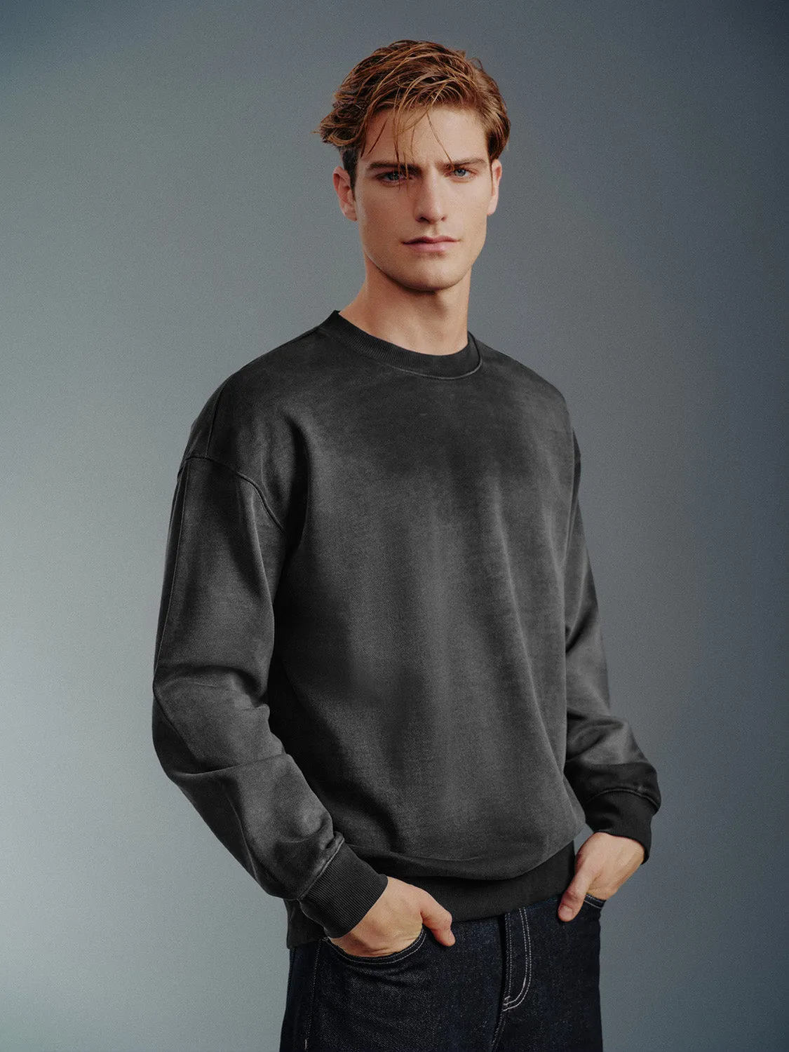 Crew Neck Loose Sweatshirt sold by Urban Revivo product image thumbnail 3