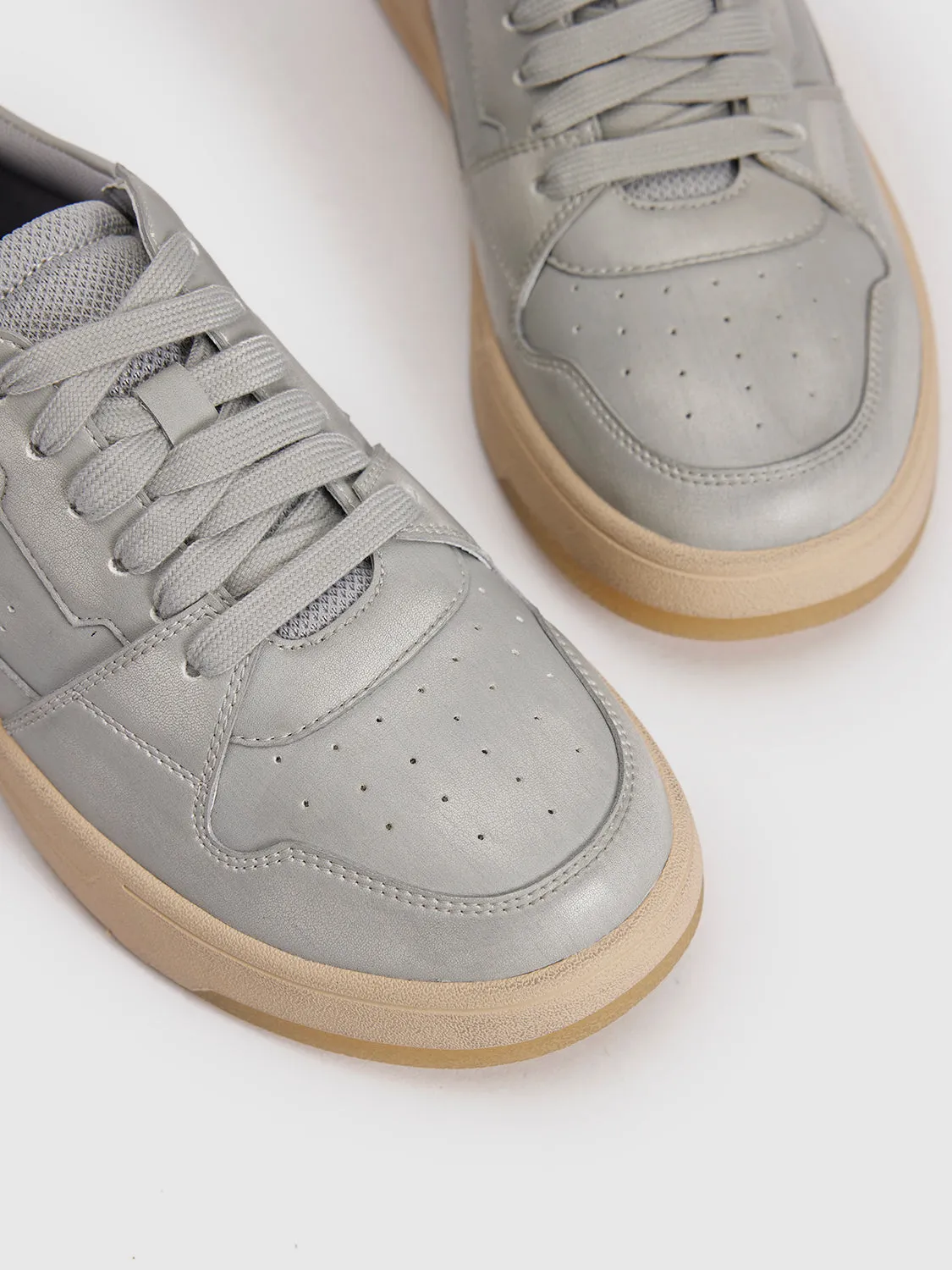 Round Toe Sneakers sold by Urban Revivo product image thumbnail 5