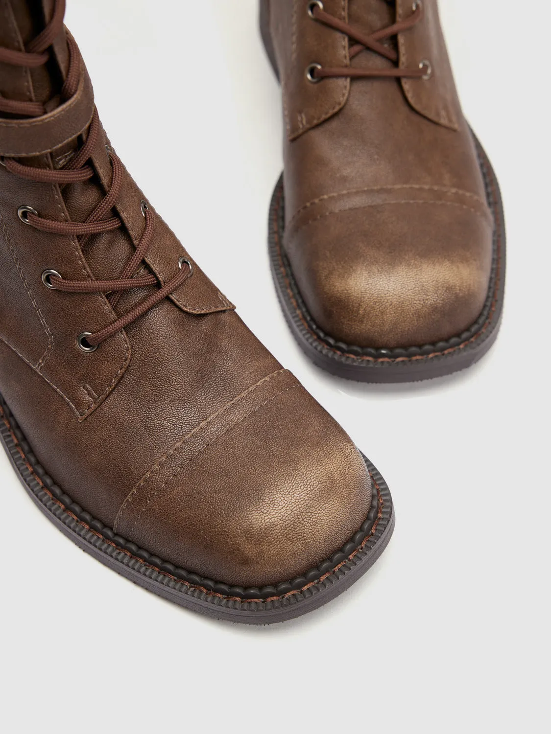 Distressed Lace Up Round Toe Knee Boots sold by Urban Revivo product image thumbnail 5