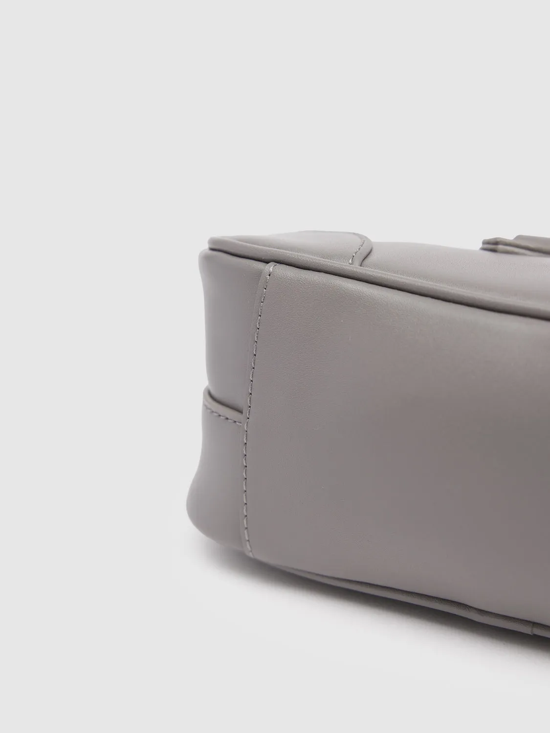 Vegan Leather Shoulder Bag sold by Urban Revivo product image thumbnail 5