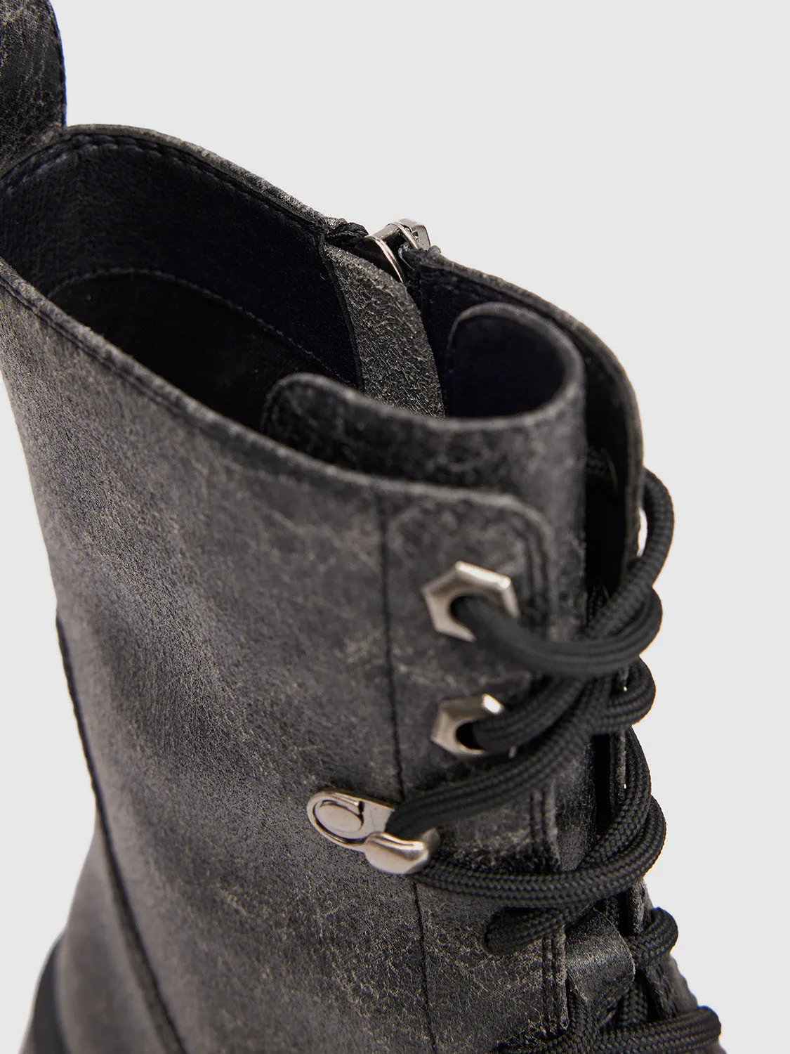 Distressed Round Toe Booties sold by Urban Revivo product image thumbnail 5