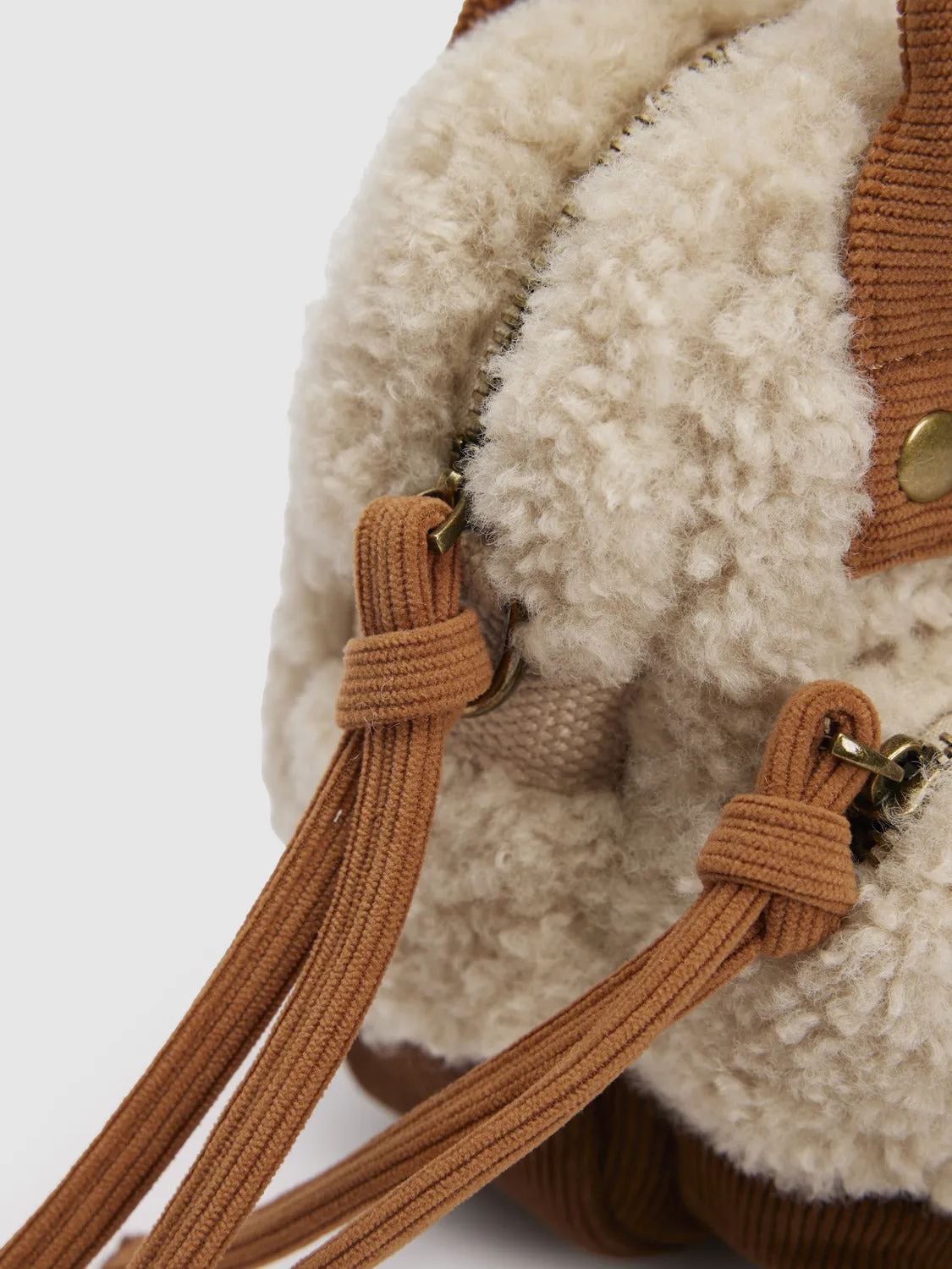 Furry Shoulder Bag sold by Urban Revivo product image thumbnail 5