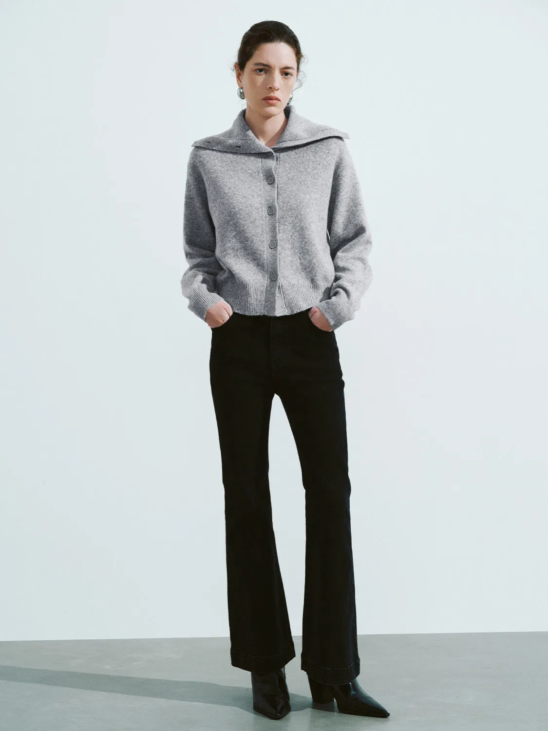 Collared Neck Loose Knitted Cardigan sold by Urban Revivo product image thumbnail 5