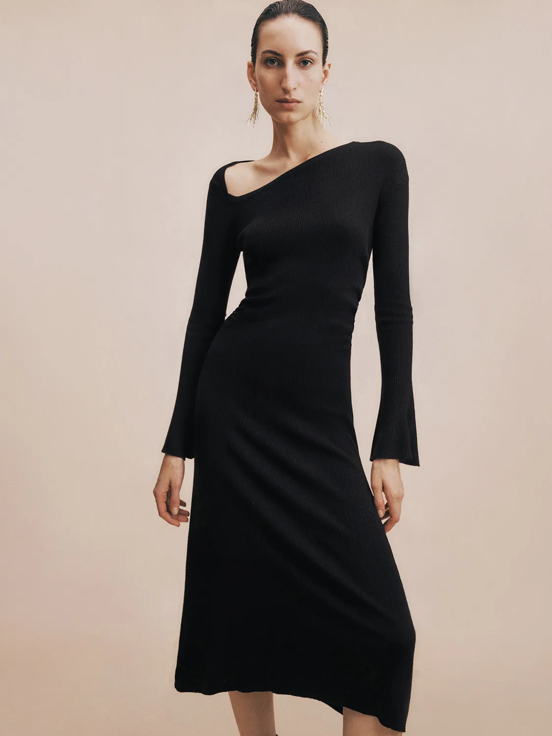One Shoulder Skinny Knitted Dress sold by Urban Revivo product image thumbnail 5