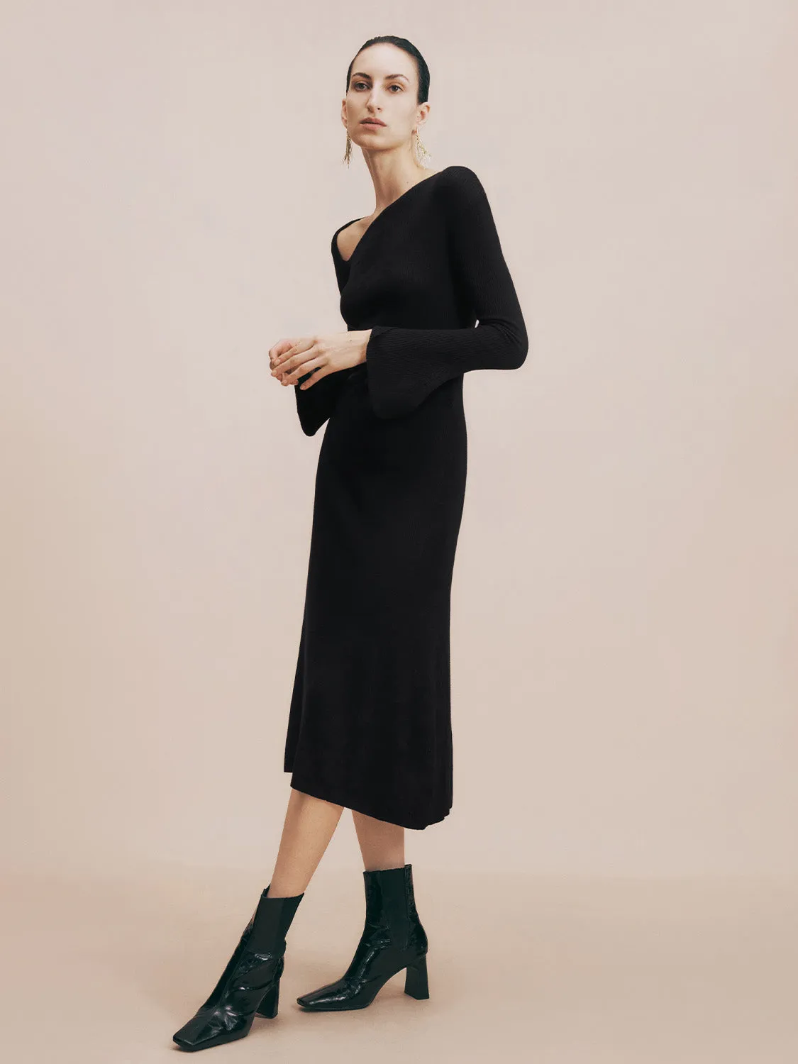 One Shoulder Skinny Knitted Dress sold by Urban Revivo product image thumbnail 3