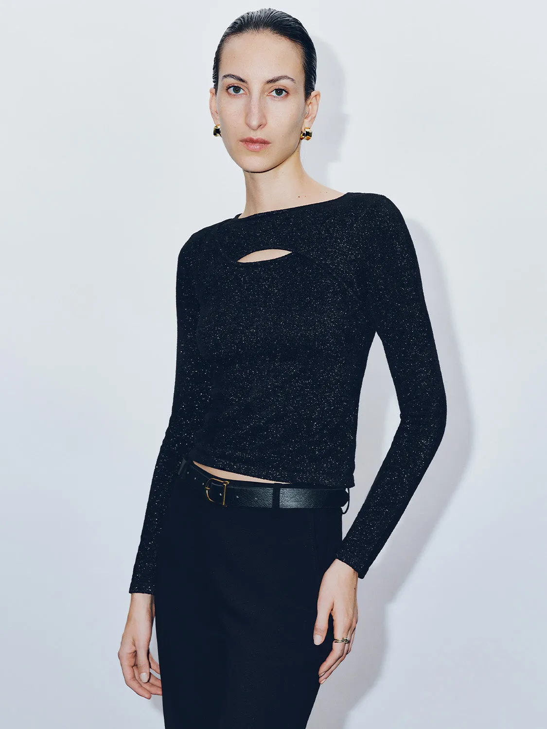 Cut-Out Crew Neck Skinny Knitted T-Shirt sold by Urban Revivo product image thumbnail 3