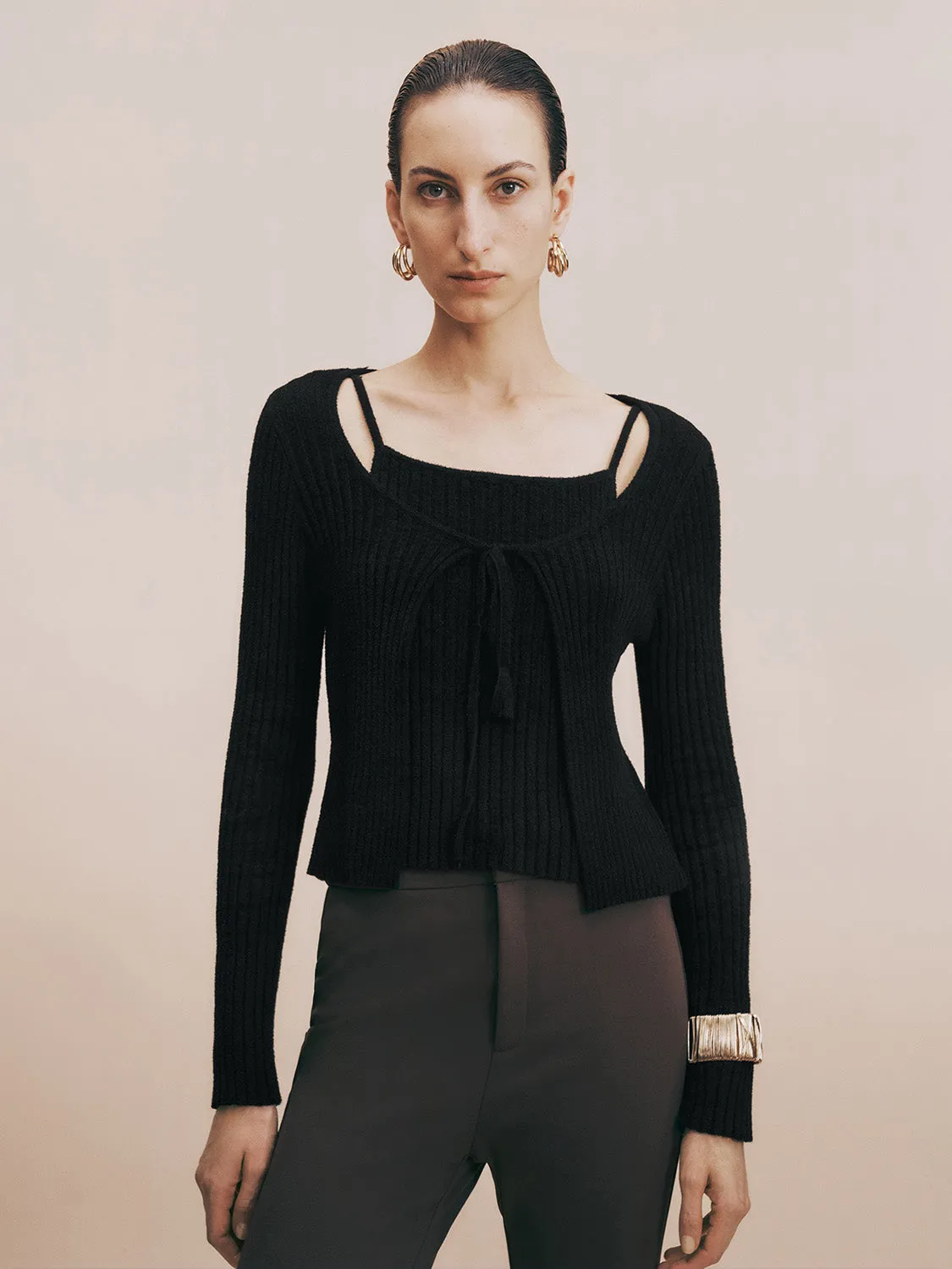 2 In 1 Crew Neck Skinny Knitted T-Shirt sold by Urban Revivo