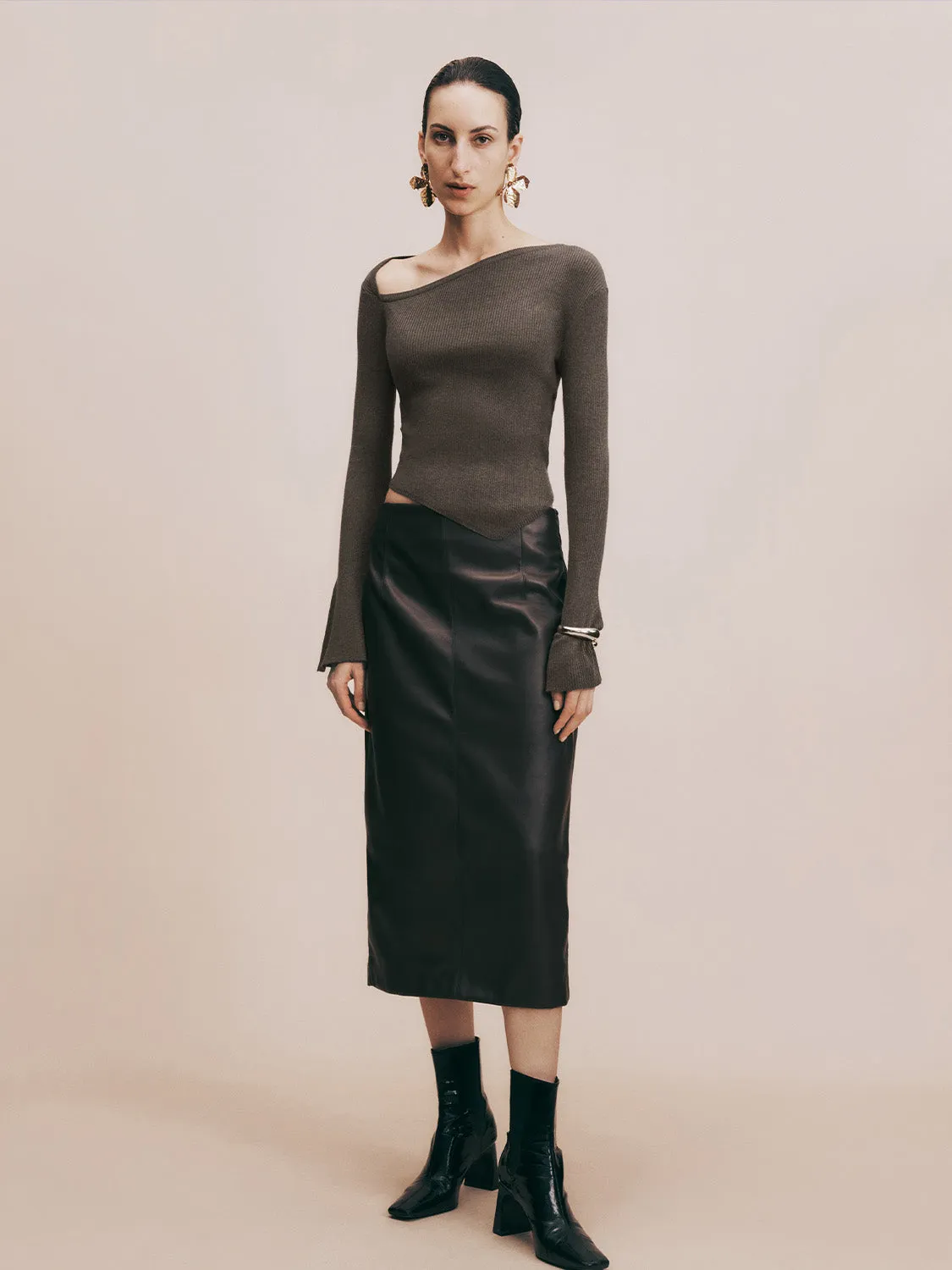 One Shouler Skinny Knitted T-Shirt sold by Urban Revivo product image thumbnail 5