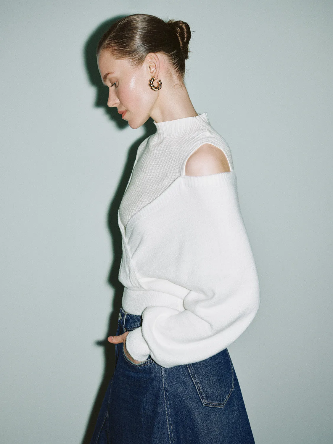 Cold Shoulder Skinny Knitted T-Shirt sold by Urban Revivo product image thumbnail 3