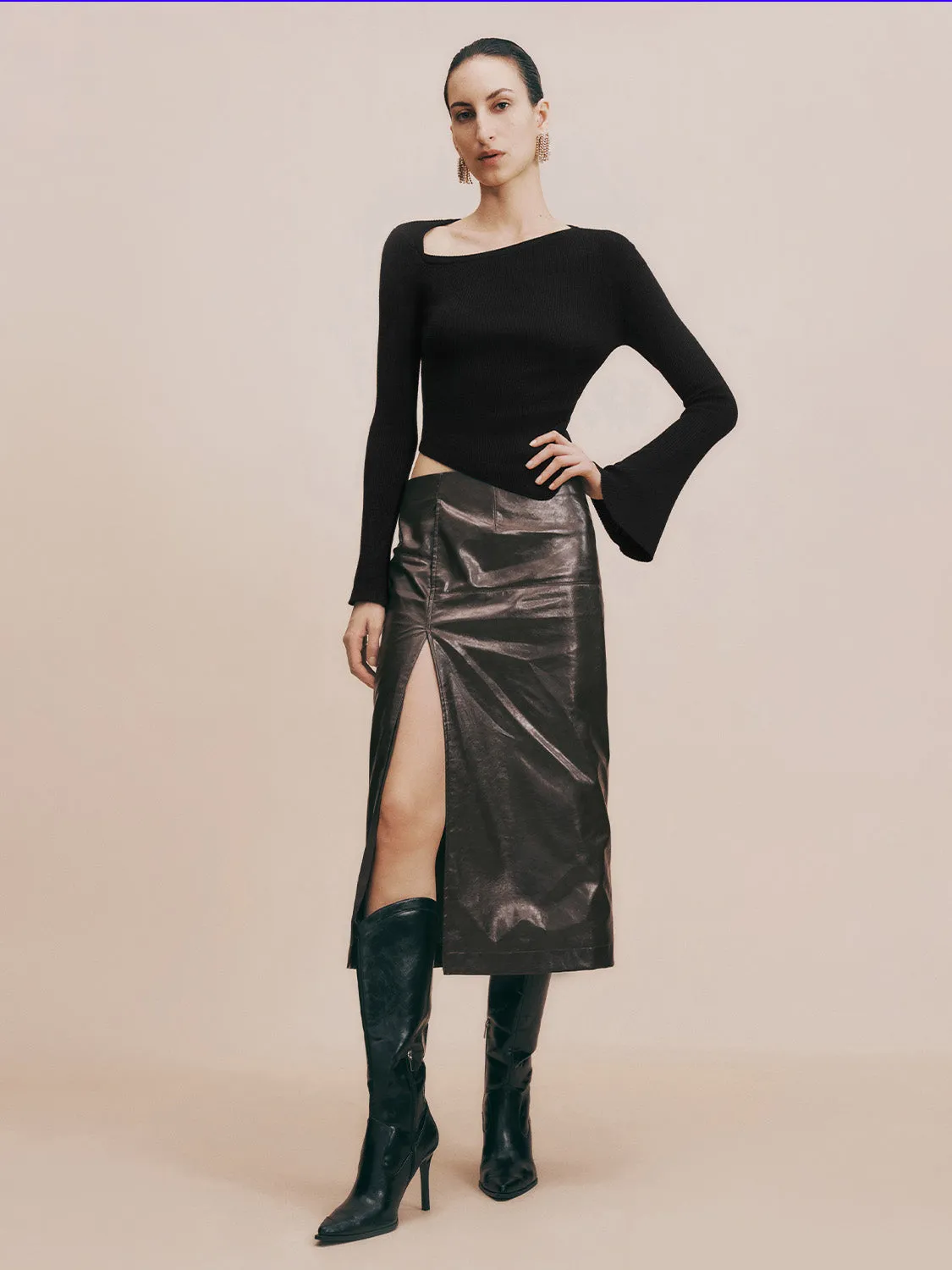 One Shouler Skinny Knitted T-Shirt sold by Urban Revivo product image thumbnail 5