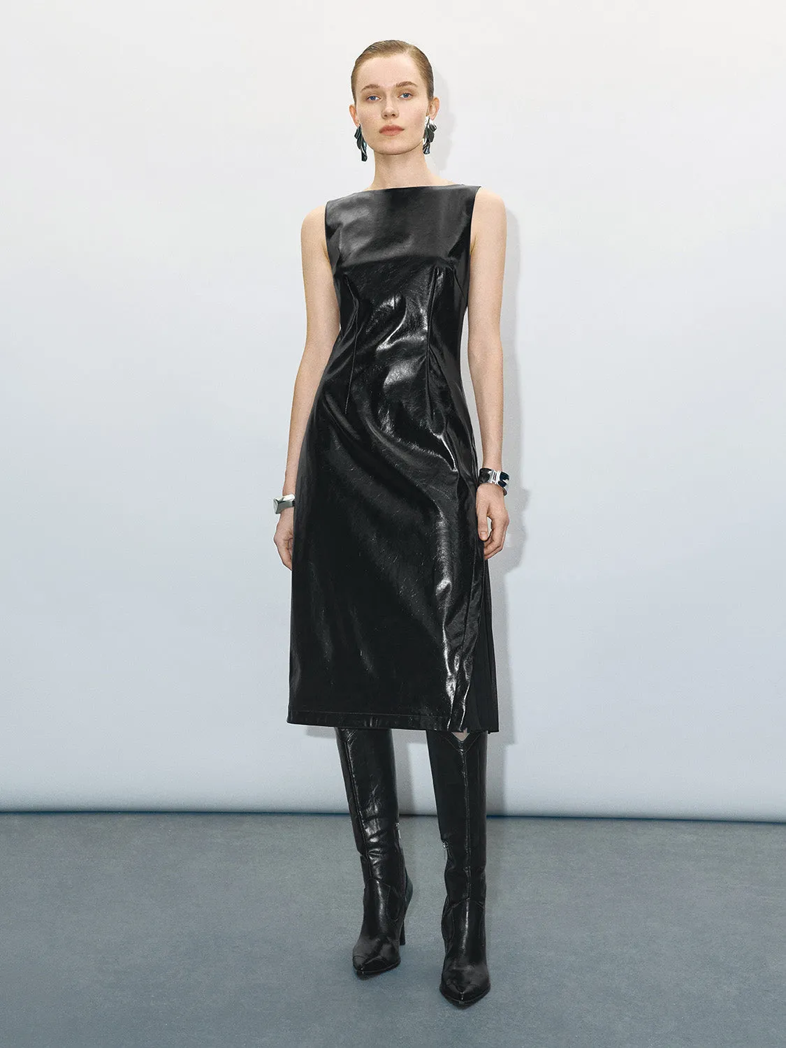 Boat Neck Sleeveless A-Line Dress sold by Urban Revivo