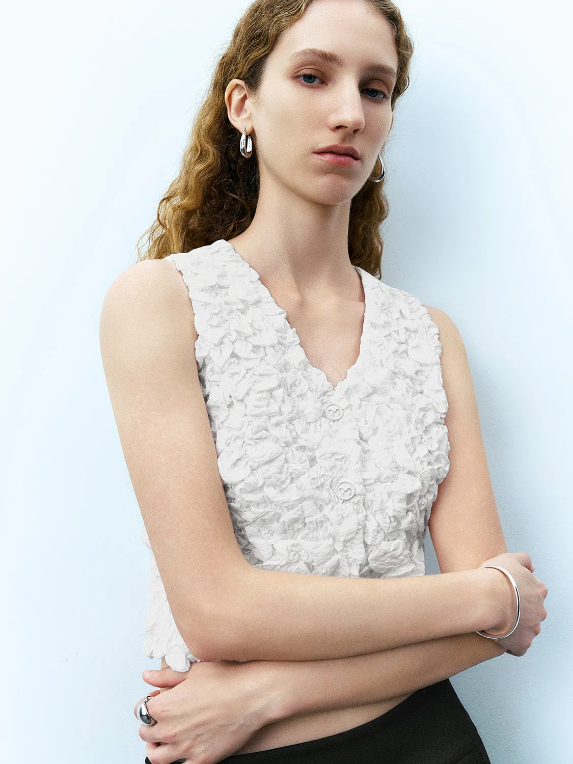 V-Neck Straight Waistcoat sold by Urban Revivo product image thumbnail 3