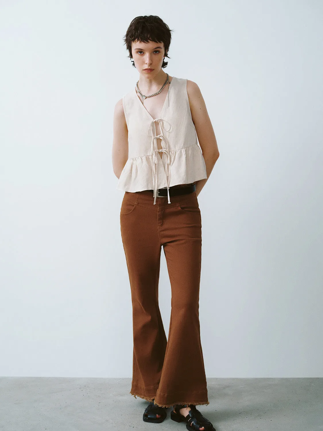 Sleeveless Tie Front V-Neck Shirt sold by Urban Revivo product image thumbnail 5