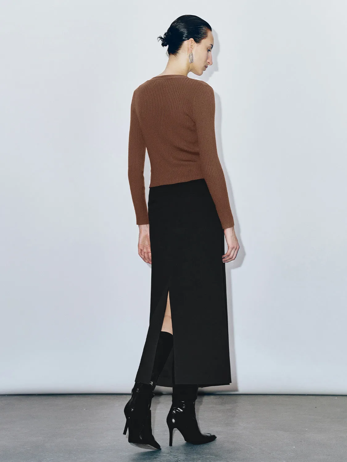 Tailored Midi A-Line Skirt sold by Urban Revivo product image thumbnail 4