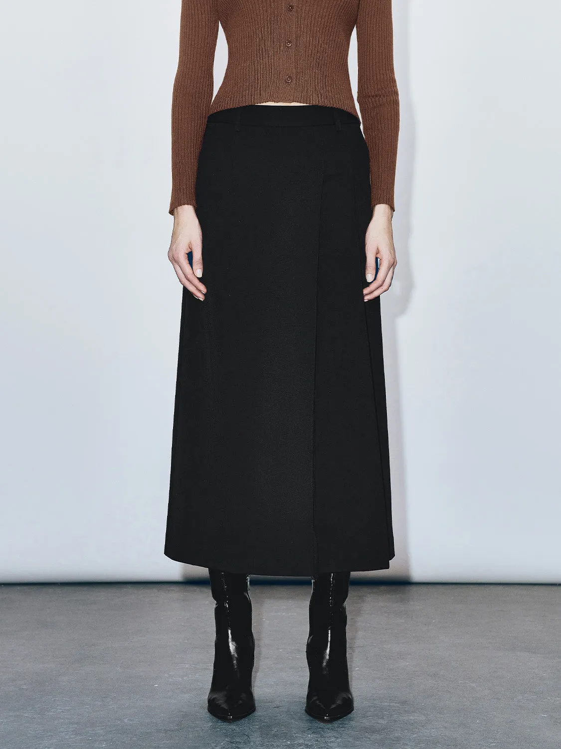 Tailored Midi A-Line Skirt sold by Urban Revivo product image thumbnail 2