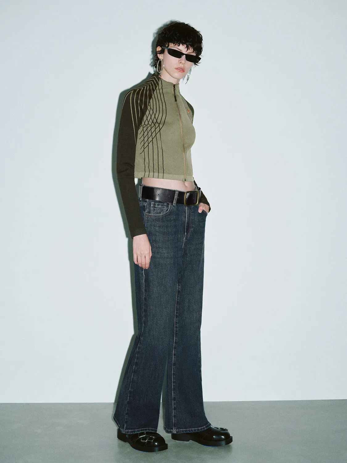 Zipper Front Skinny Knitted Cardigan sold by Urban Revivo product image thumbnail 4