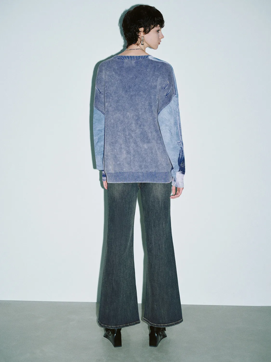 Printed Crew Neck Loose Knitted T-Shirt sold by Urban Revivo product image thumbnail 4