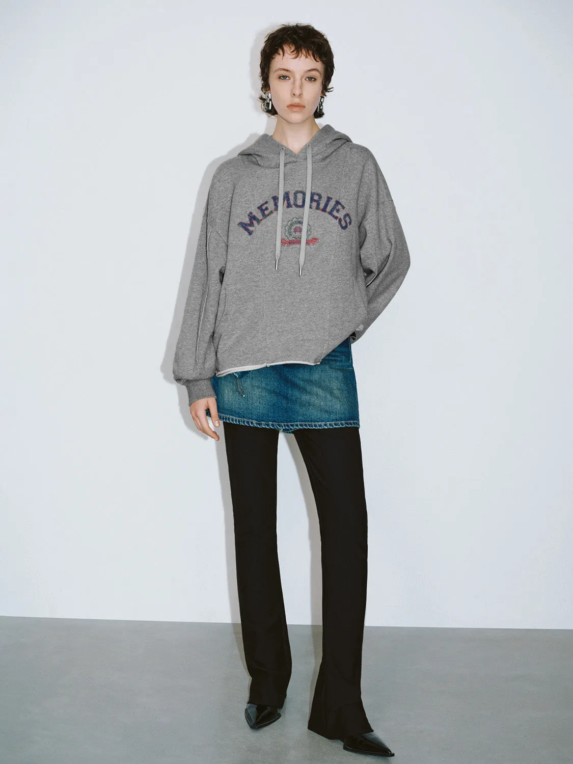 Printed Hooded Loose Sweatshirt sold by Urban Revivo product image thumbnail 5