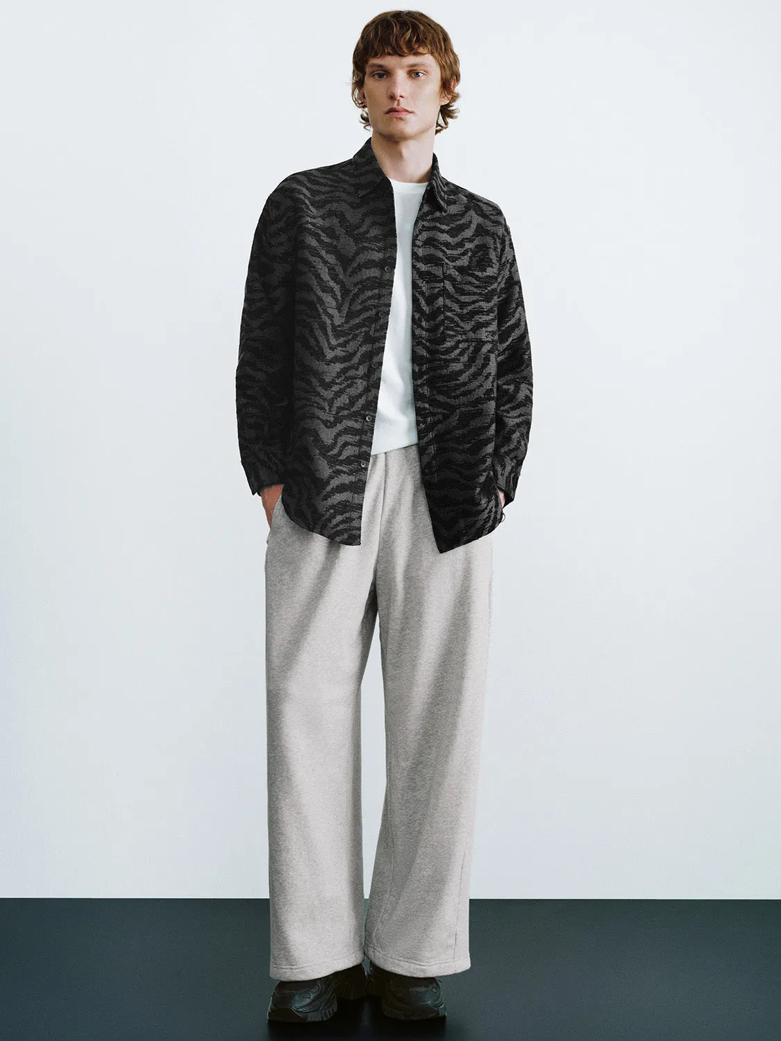 Drawstring Waist Oversized Wide-Leg Pants sold by Urban Revivo product image thumbnail 5