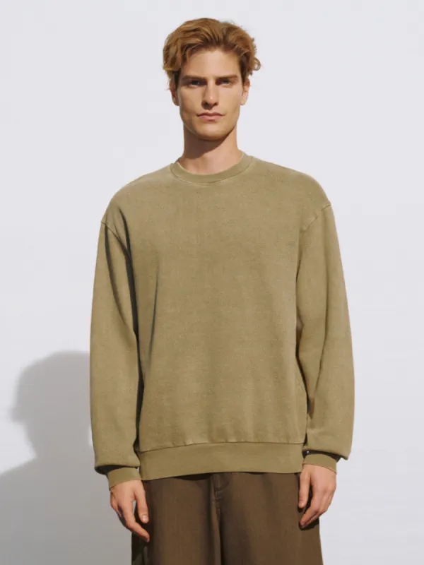 Crew Neck Straight Sweatshirt sold by Urban Revivo